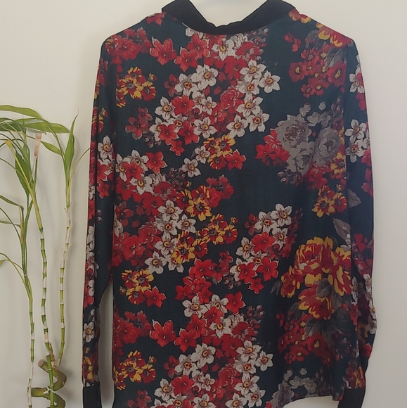 UO Sheer Red&Yellow Floral Blouse Kimchi Blue - Picture 3 of 9